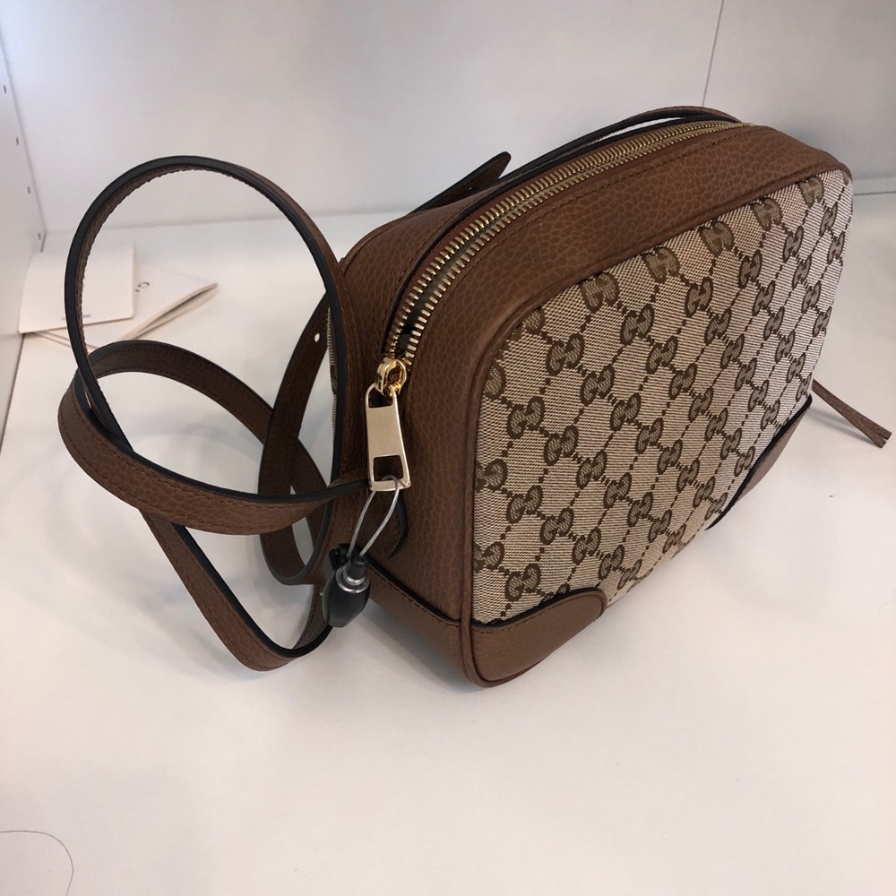 LowestPrice on Posh AuthenticGucci Bree Camera Bag